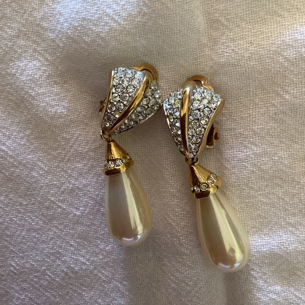 Gold  Pearl Drop Earrings